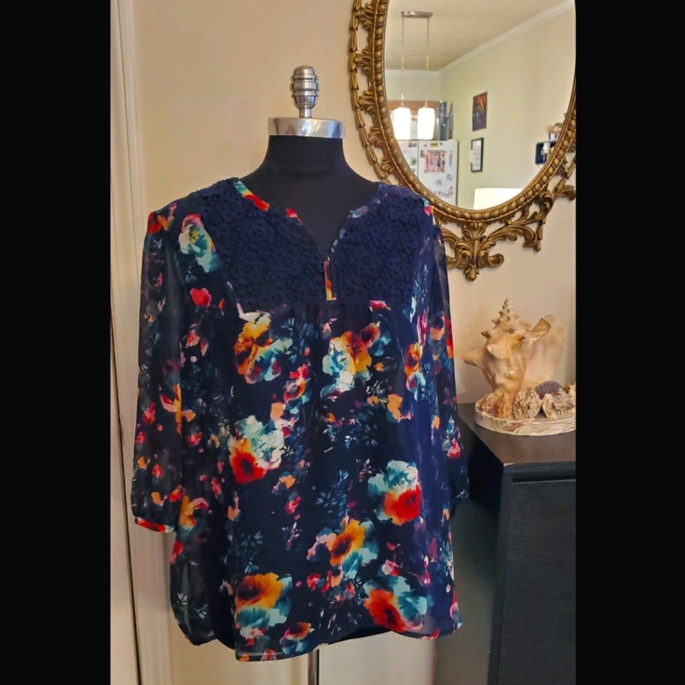 Arizona Jeans XXL Navy Floral Sheer Tunic